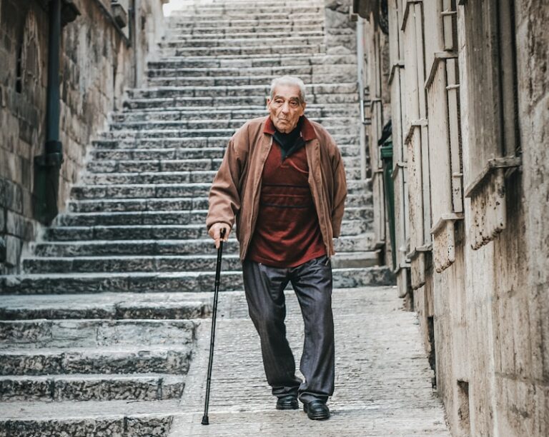 Air pollution linked to faster mobility loss in older adults