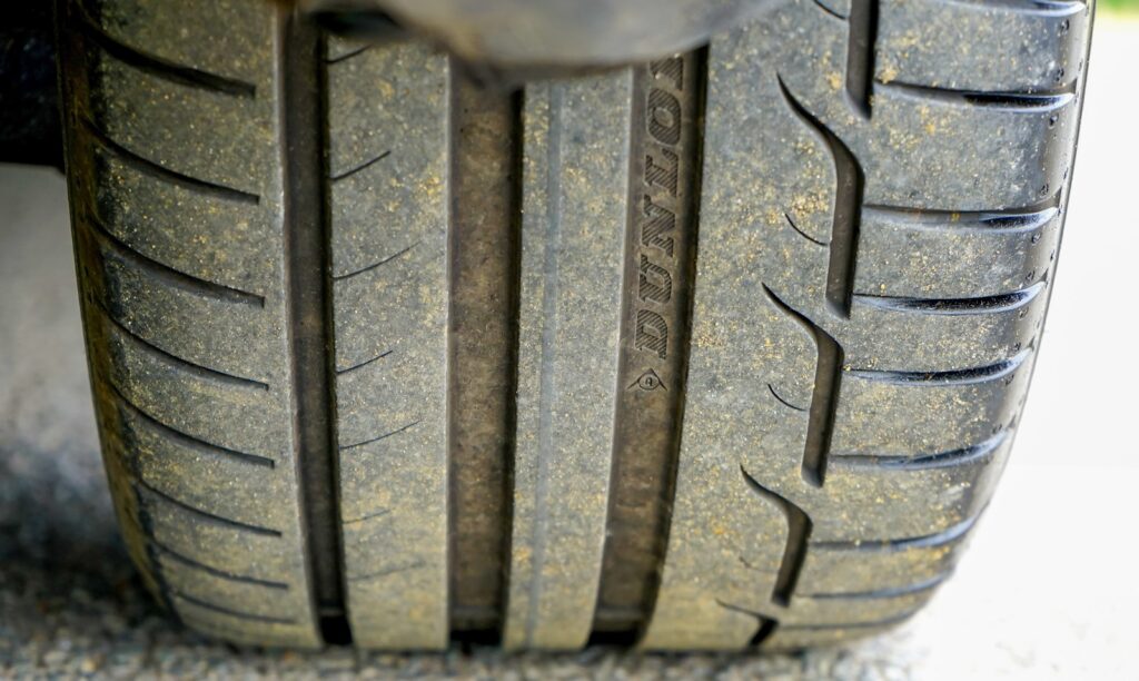 Tyre dust in airborne microplastics poses health risk