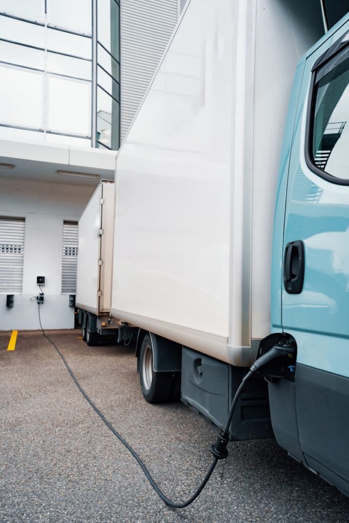 £1bn boost to drive UK shift to electric trucks and vans