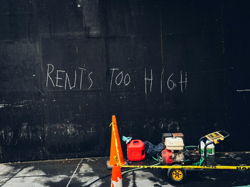 Think tank calls for rent cap amid mounting costs